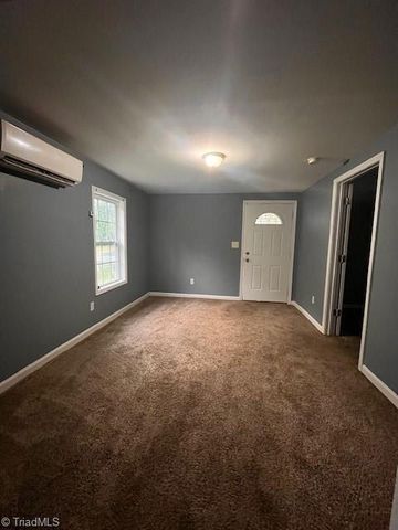 347 Foster Street, Burlington, NC 27217