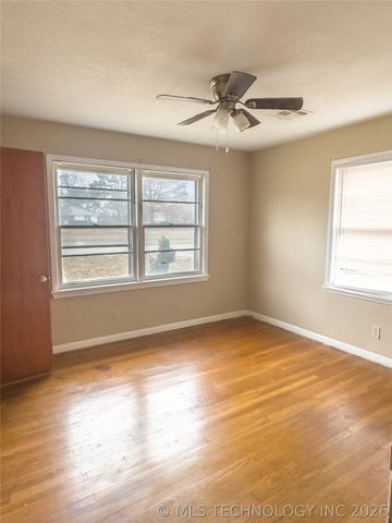 806 15th Avenue NW, Ardmore, OK 73401