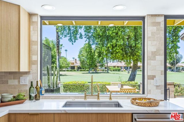 320 S Sierra Madre, Palm Desert, CA 92260