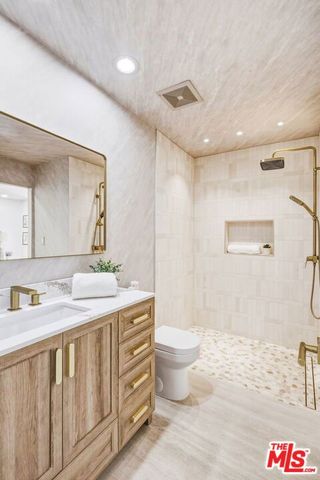 320 S Sierra Madre, Palm Desert, CA 92260