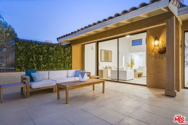 320 S Sierra Madre, Palm Desert, CA 92260