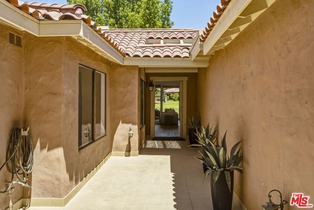 320 S Sierra Madre, Palm Desert, CA 92260