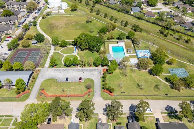 2414 Heather Ridge Court, Webster, TX 77598