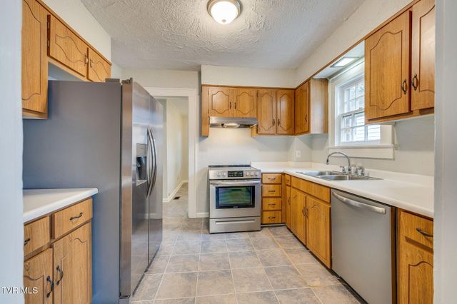 203 Boyd Street, Johnson City, TN 37604