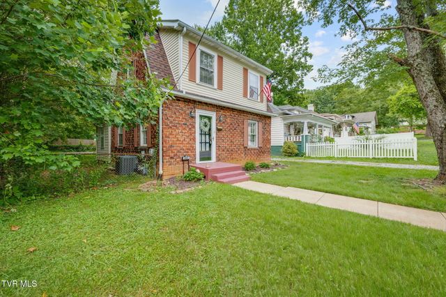203 Boyd Street, Johnson City, TN 37604