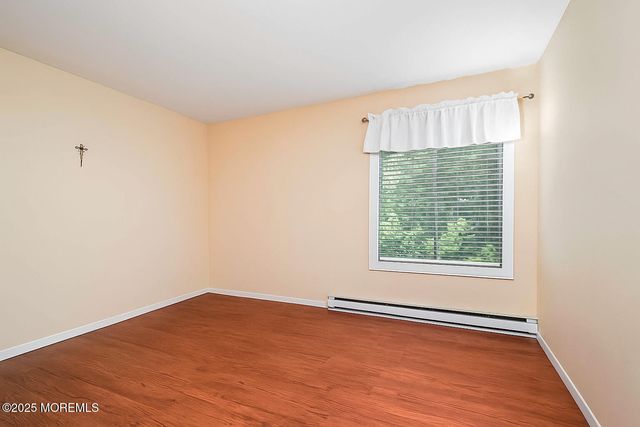 148 Amberly Drive J, Manalapan, NJ 07726