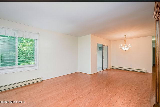 148 Amberly Drive J, Manalapan, NJ 07726