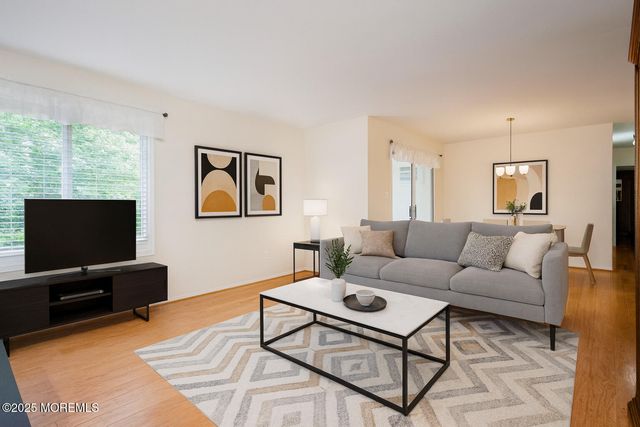 148 Amberly Drive J, Manalapan, NJ 07726