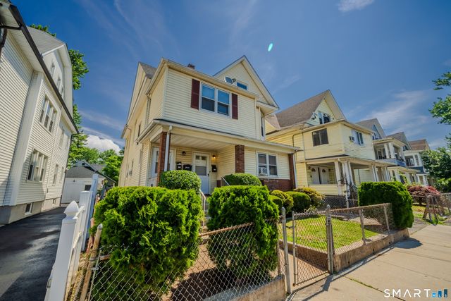 226-228 Lenox Avenue, Bridgeport, CT 06605