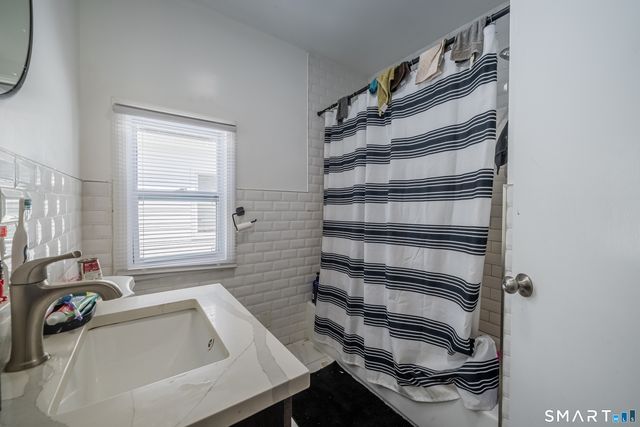 226-228 Lenox Avenue, Bridgeport, CT 06605
