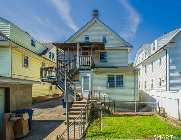 226-228 Lenox Avenue, Bridgeport, CT 06605