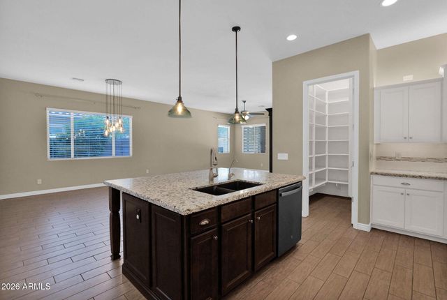 3081 E BEECHNUT Place, Chandler, AZ 85249