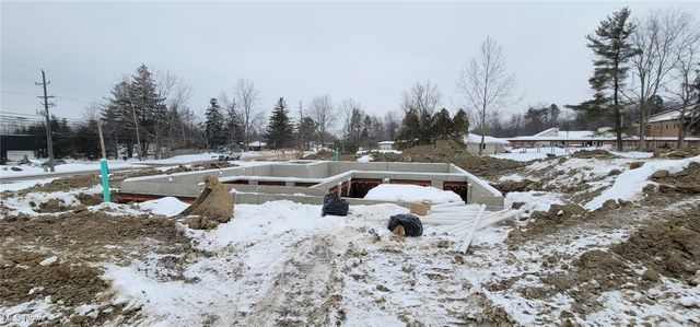 7824 Harley Hills Drive, North Royalton, OH 44133