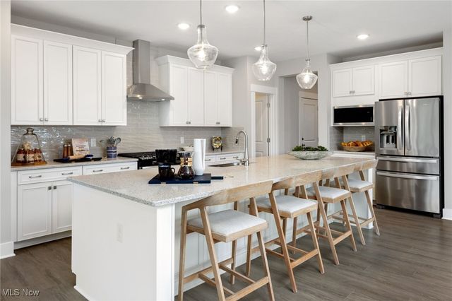 7824 Harley Hills Drive, North Royalton, OH 44133