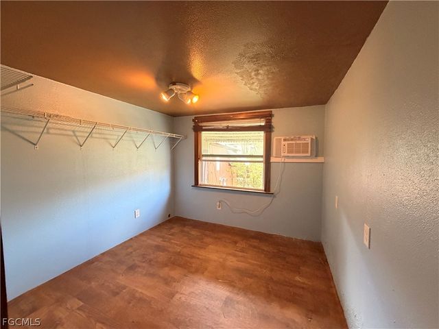 8086 Marx DR, North Fort Myers, FL 33917