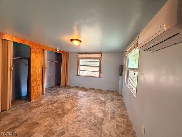 8086 Marx DR, North Fort Myers, FL 33917