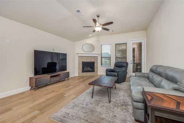 1700 Bonsmara Drive, Northlake, TX 76247