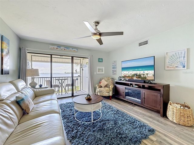 1801 GULF DRIVE N 293, Bradenton Beach, FL 34217
