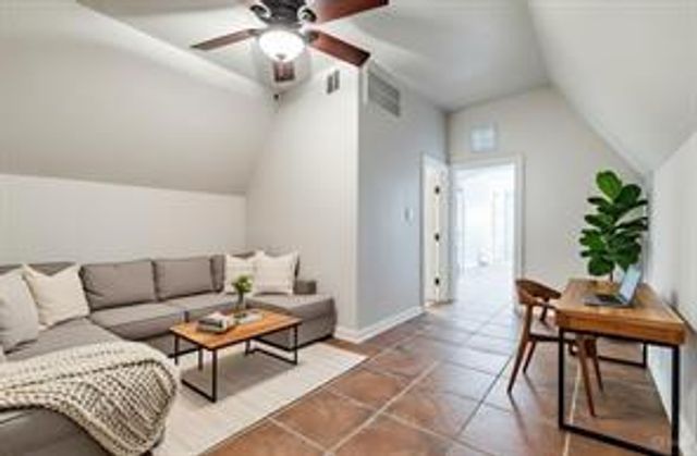 1318 Peden Street D, Houston, TX 77006