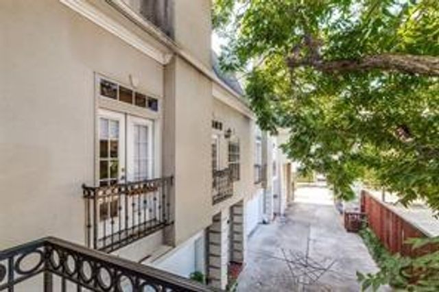 1318 Peden Street D, Houston, TX 77006