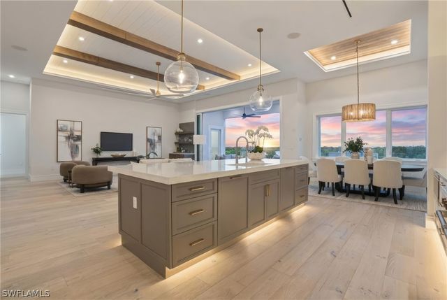 1159 Cypress Woods DR, Naples, FL 34103