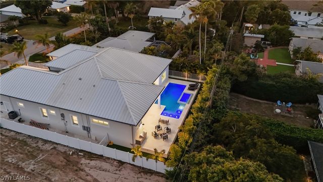 1159 Cypress Woods DR, Naples, FL 34103