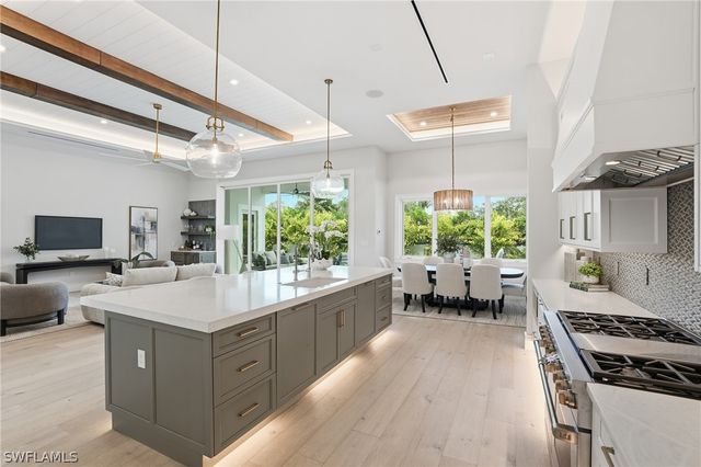 1159 Cypress Woods DR, Naples, FL 34103