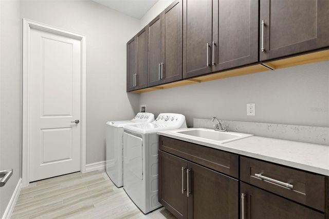 3839 SAN VITO DRIVE, Wesley Chapel, FL 33543