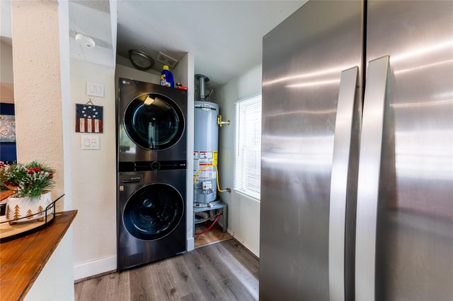 2010 Caplin Street A, Houston, TX 77026