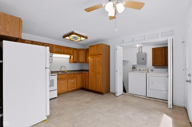 829 Sawmill, Whiteland, IN 46184