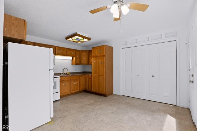829 Sawmill, Whiteland, IN 46184