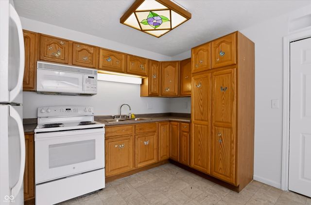829 Sawmill, Whiteland, IN 46184
