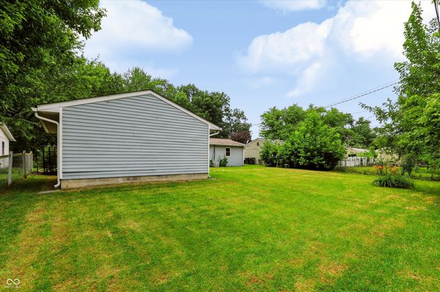 829 Sawmill, Whiteland, IN 46184