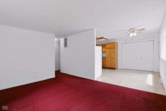 829 Sawmill, Whiteland, IN 46184