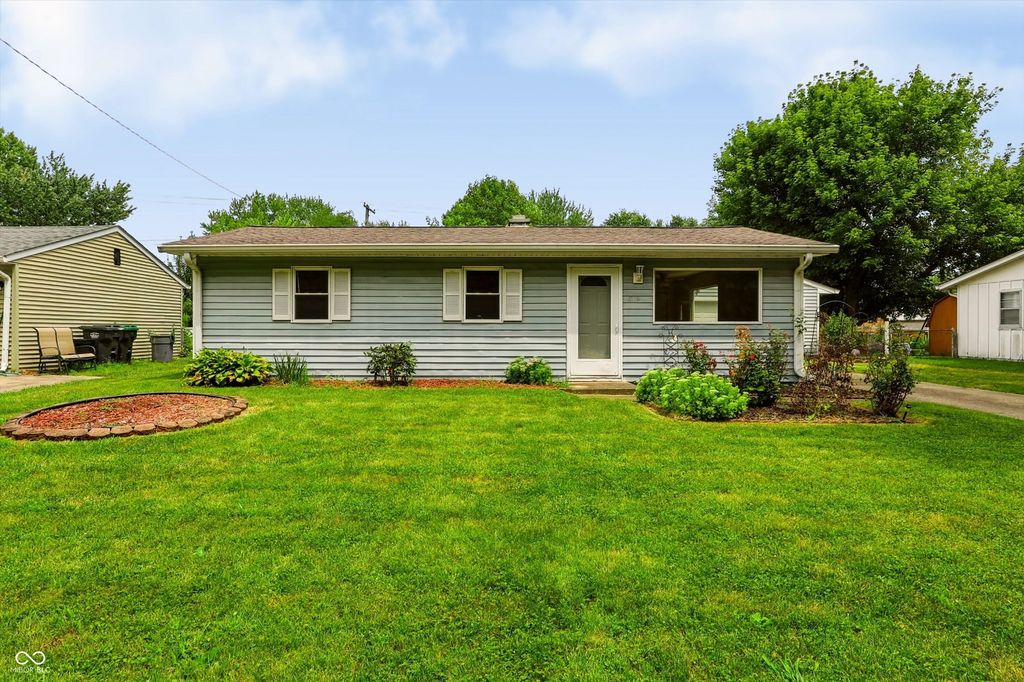829 Sawmill, Whiteland, IN 46184