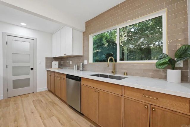 4982 Ensign Street, San Diego, CA 92117