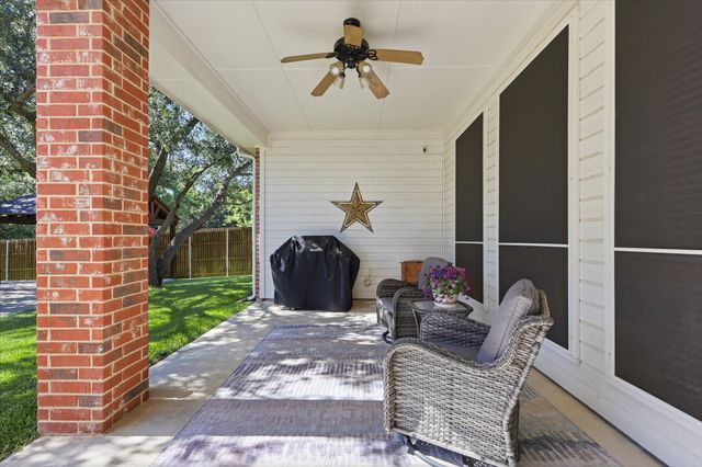 141 Parks Street, Midlothian, TX 76065