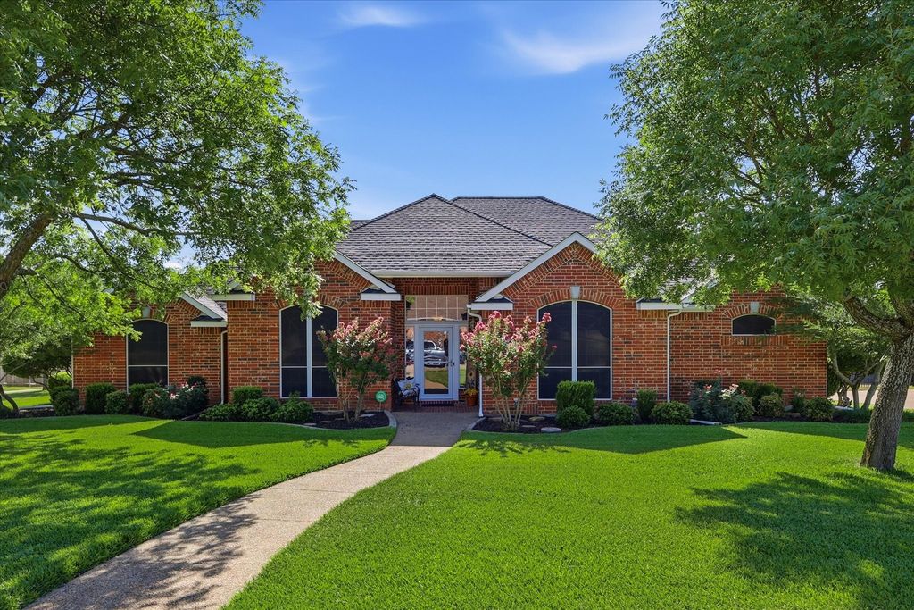 141 Parks Street, Midlothian, TX 76065