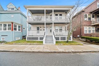 35 Nevada St #2, Winthrop, MA 02152