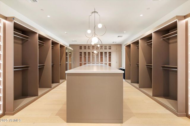 6840 E AVENIDA EL ALBA Avenue, Paradise Valley, AZ 85253