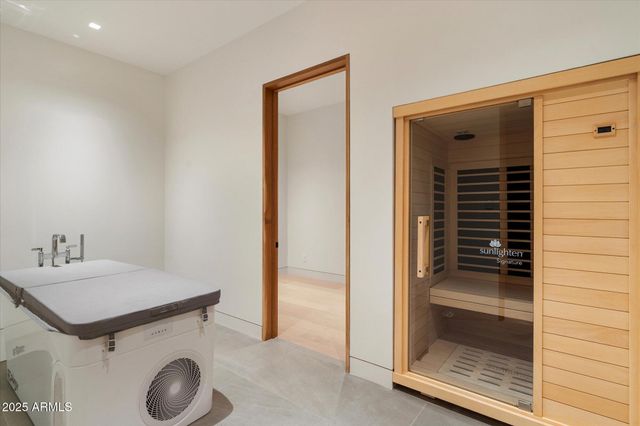 6840 E AVENIDA EL ALBA Avenue, Paradise Valley, AZ 85253