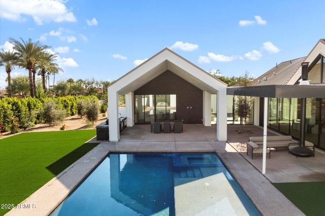 6840 E AVENIDA EL ALBA Avenue, Paradise Valley, AZ 85253