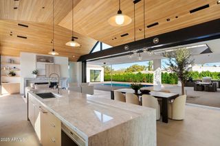 6840 E AVENIDA EL ALBA Avenue, Paradise Valley, AZ 85253