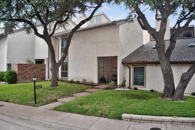 9707 Smokefeather Lane, Dallas, TX 75243