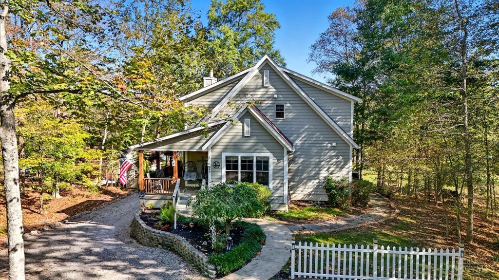 888 Waynoka Drive, Jackson Twp, OH 45171