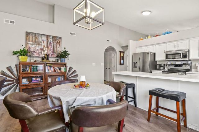 932 Pinecrest Dr, Pueblo, CO 81005