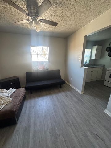 7018 Ave F 1, Houston, TX 77011