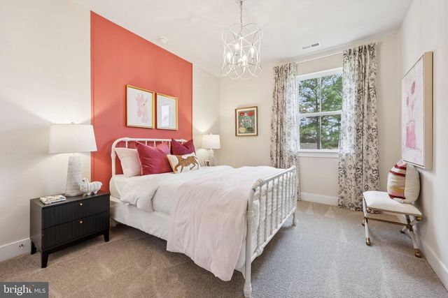 11507 CHALMERS LN, Fredericksburg, VA 22407