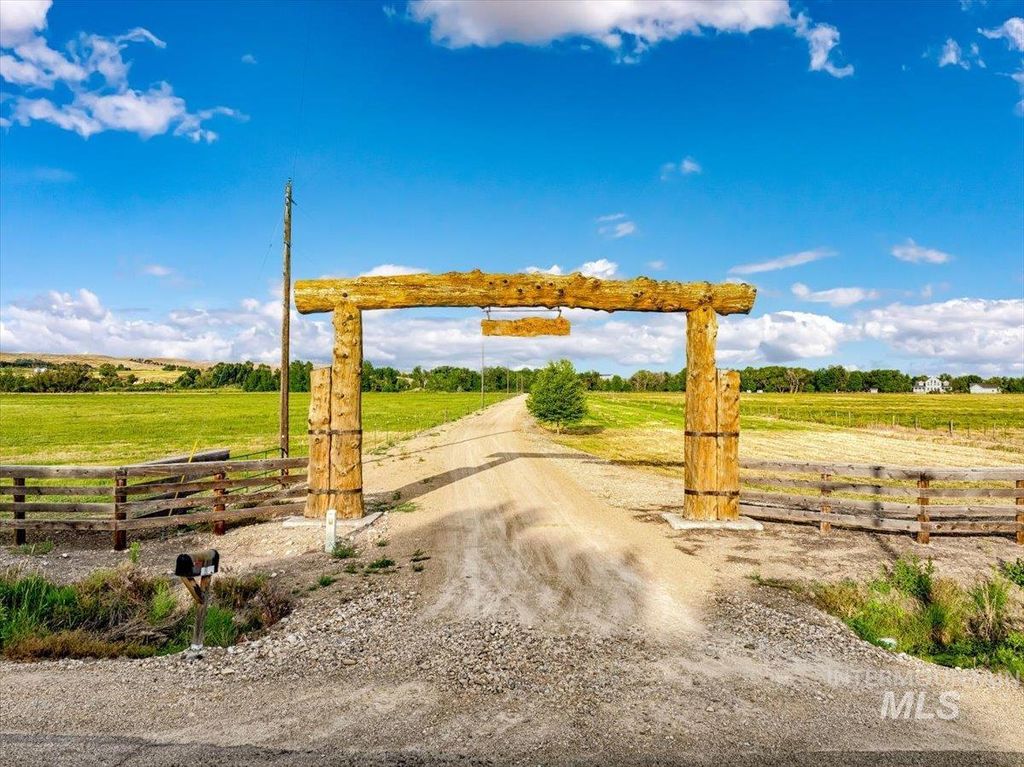 5200 Freemont Rd., New Plymouth, ID 83655