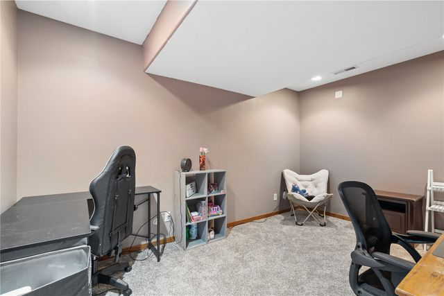 3215 Stanley Cup Drive, Marion, IA 52302